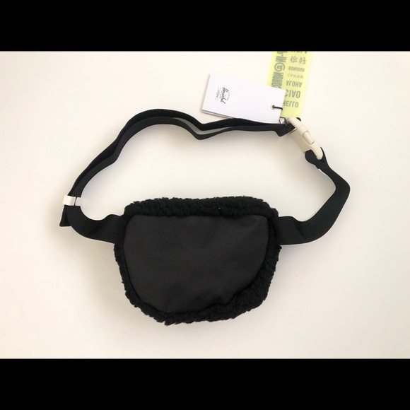 🚫SOLD 🚫[Herschel Supply Co.] Fourteen Hipsack - Picture 6 of 6